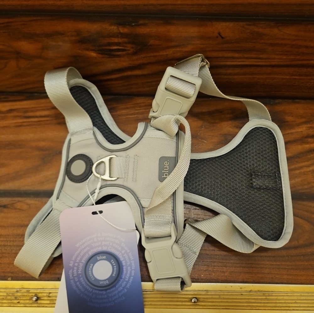 Smart Dog Harness With Cloud Tag New, Medium